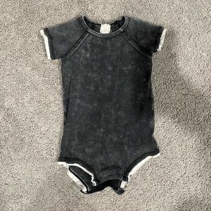 Tie dye print baby romper